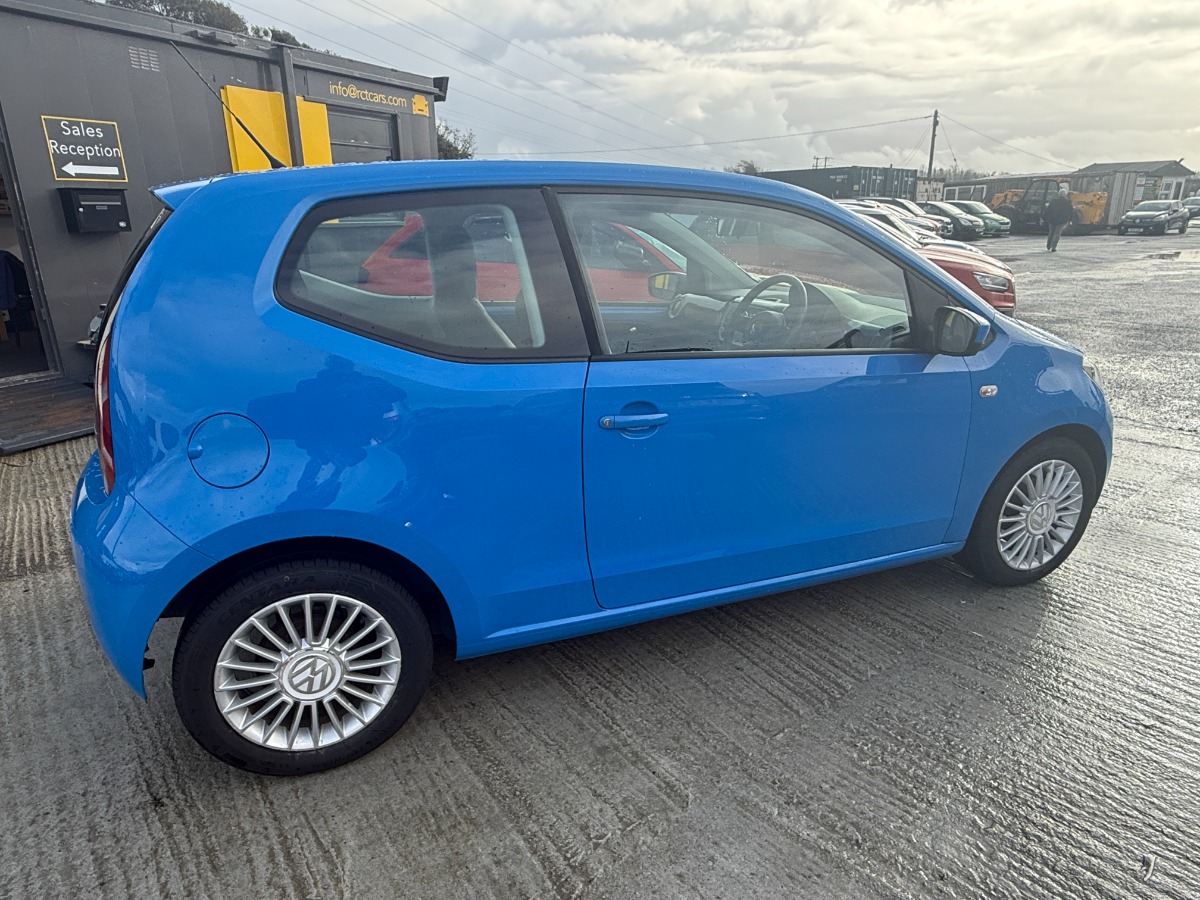 Volkswagen UP! Hatchback