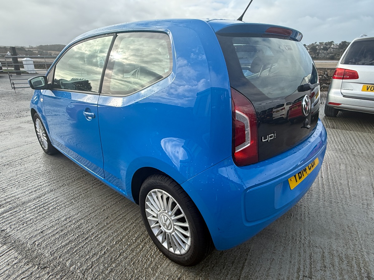 Volkswagen UP! Hatchback