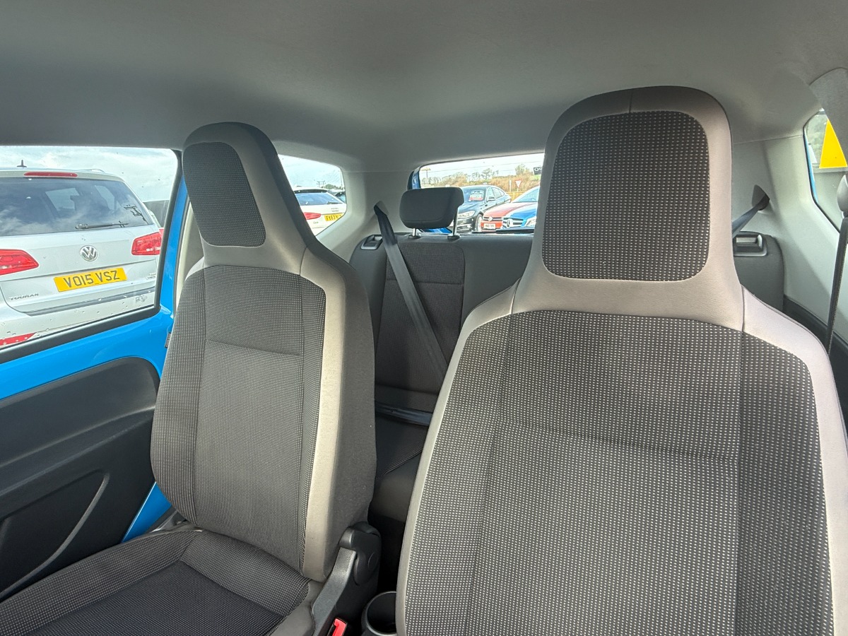 Volkswagen UP! Hatchback