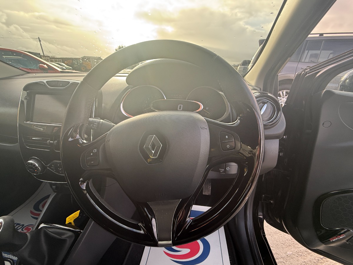 Renault Clio Hatchback