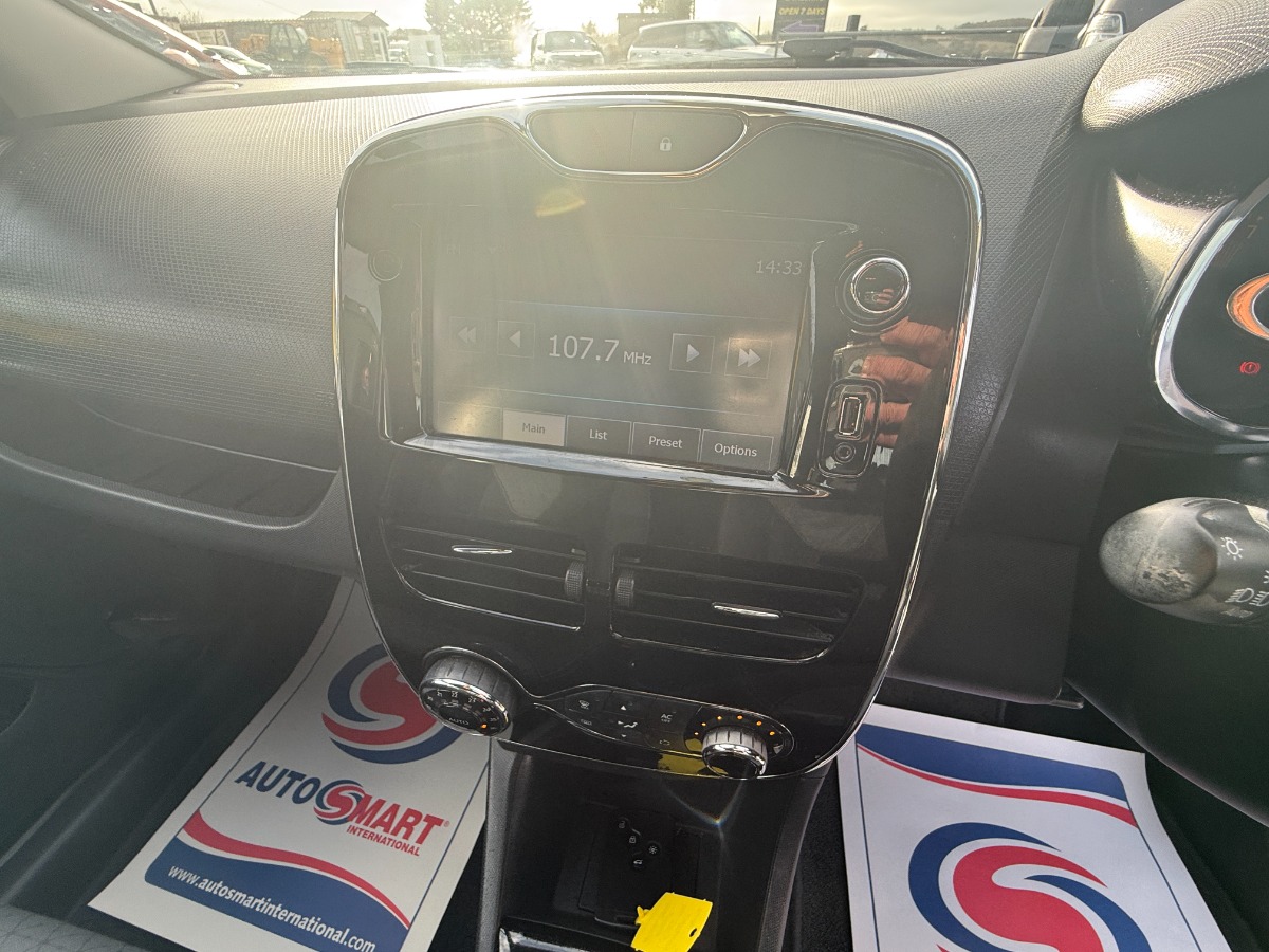 Renault Clio Hatchback