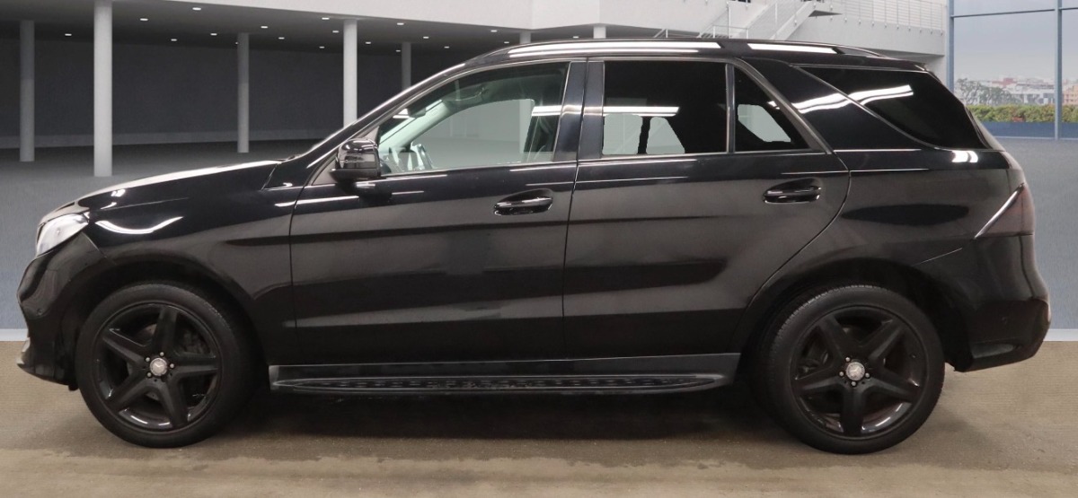 Mercedes Benz GLE SUV