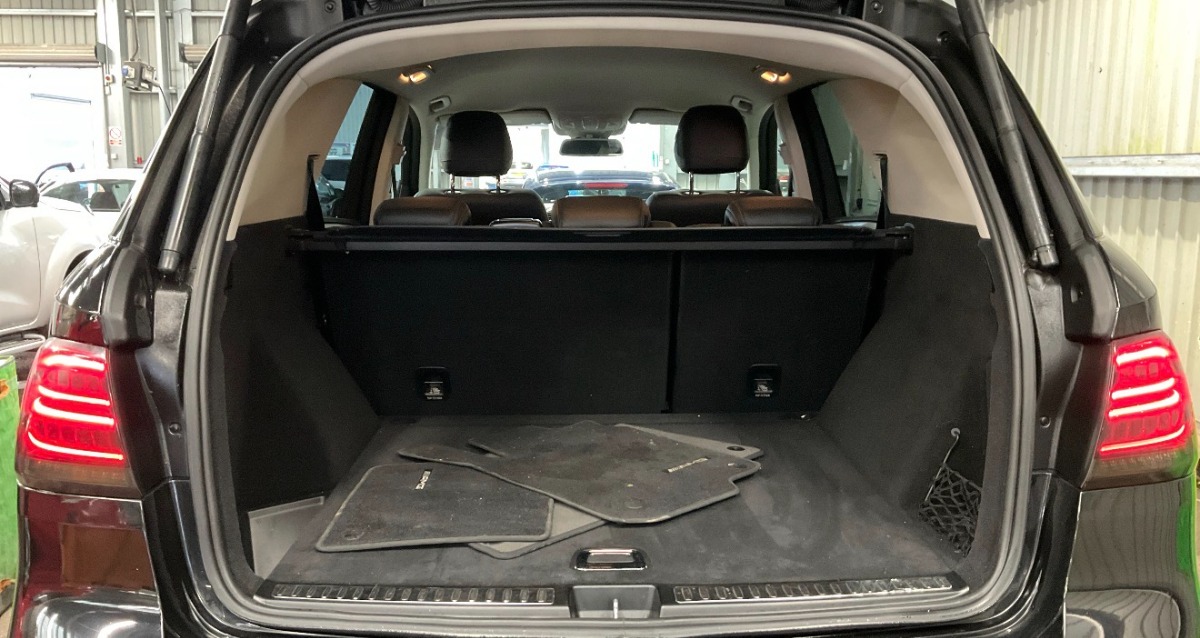 Mercedes Benz GLE SUV