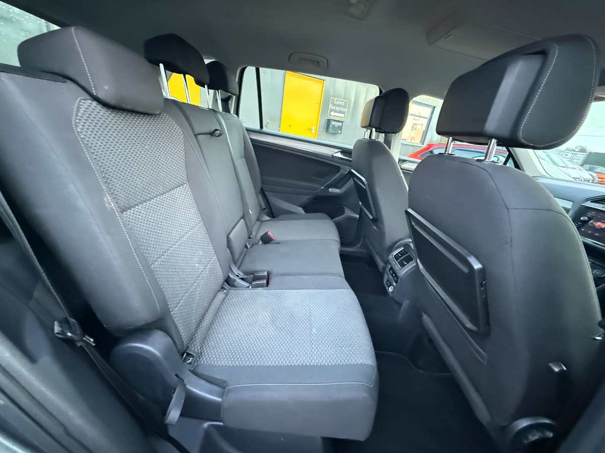 Volkswagen Tiguan Allspace MPV
