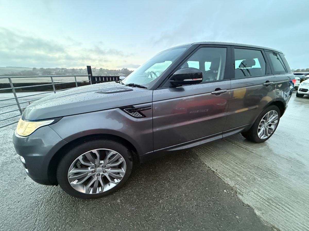 Land Rover Range Rover Sport SUV