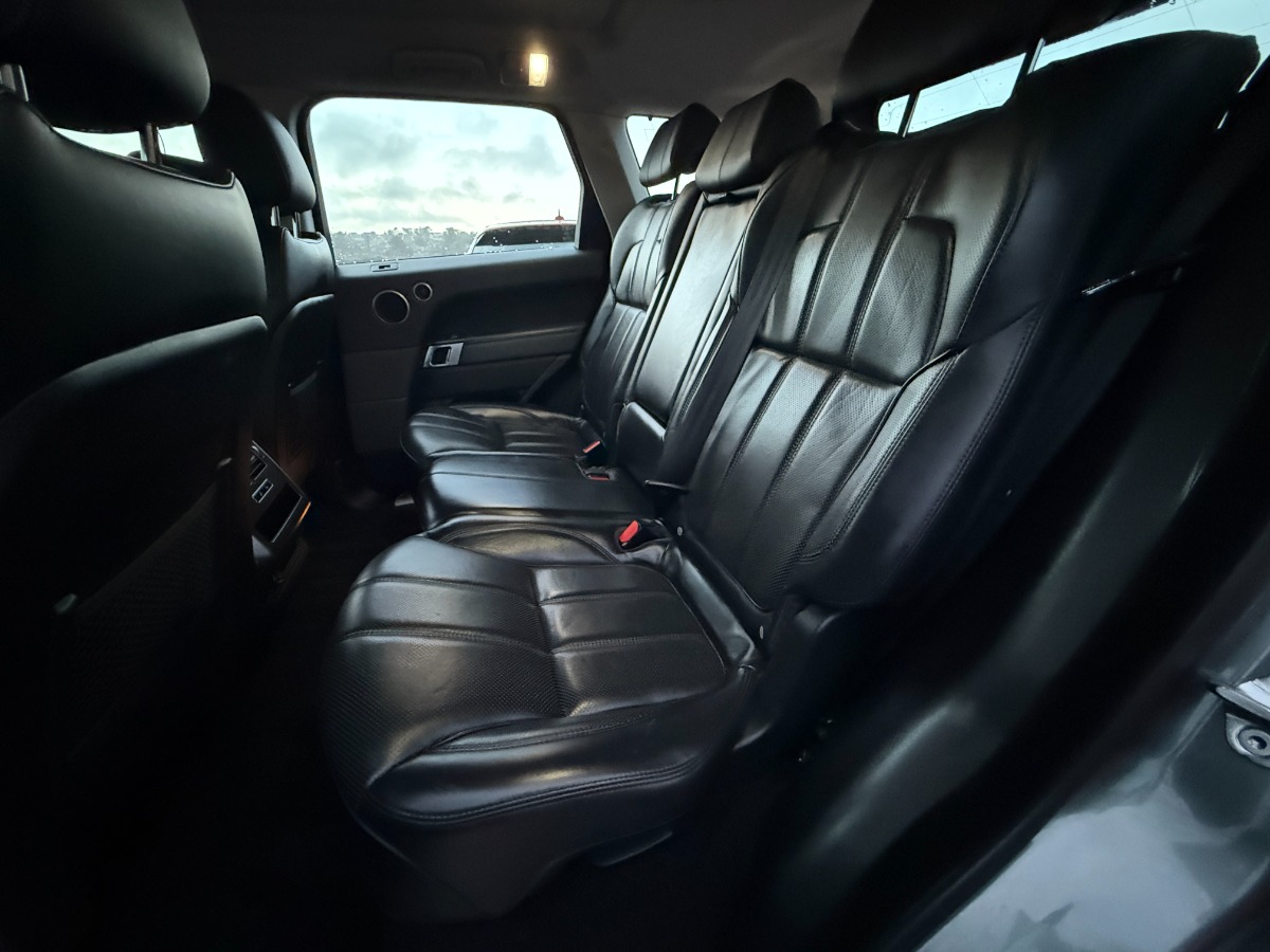 Land Rover Range Rover Sport SUV