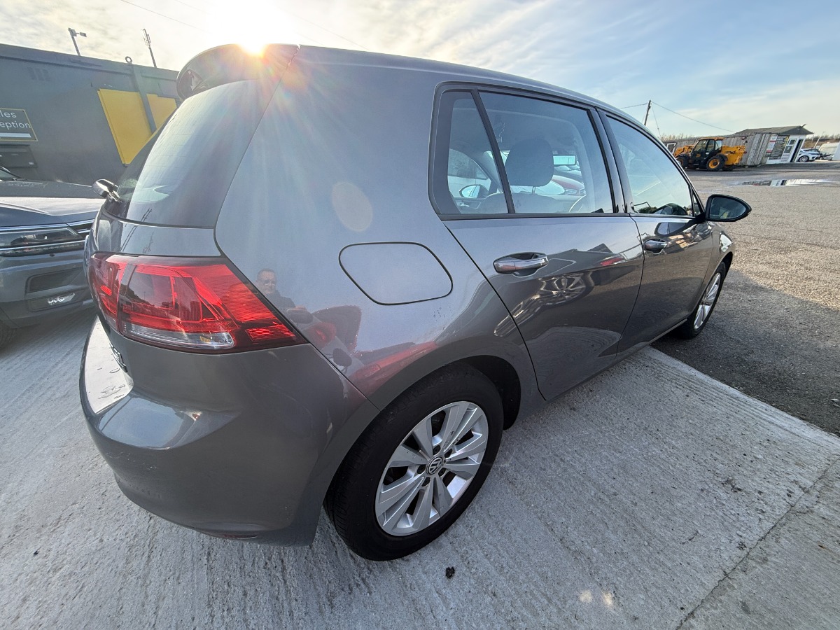 Volkswagen Golf Hatchback