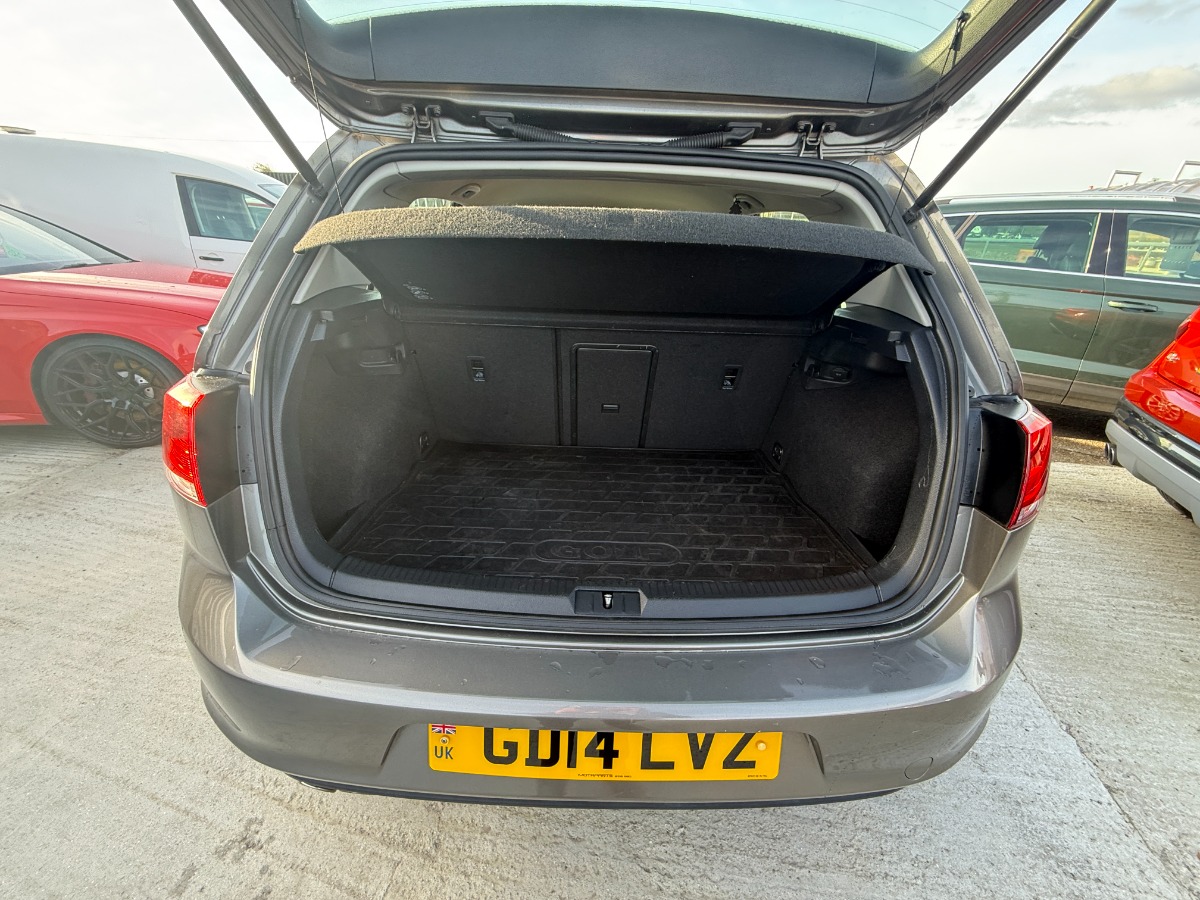 Volkswagen Golf Hatchback