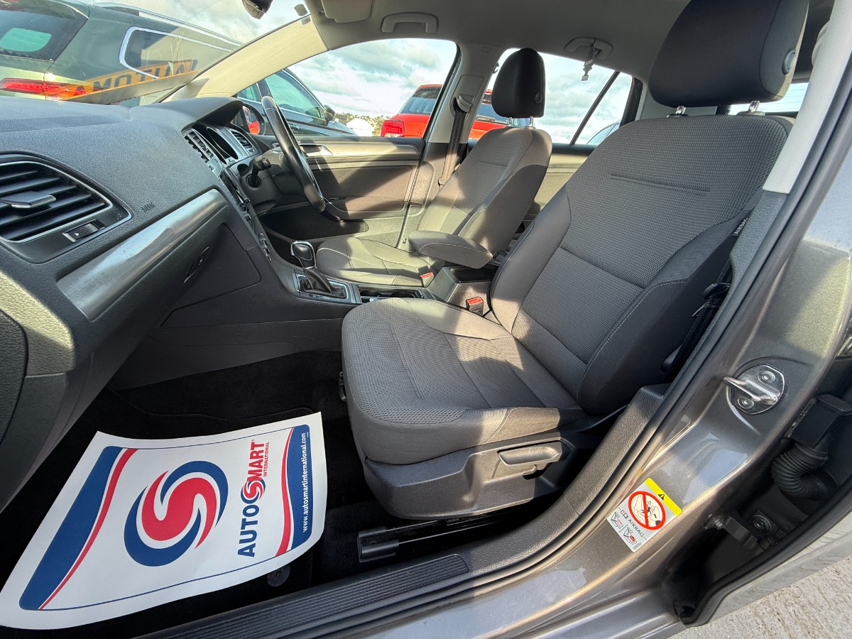 Volkswagen Golf Hatchback