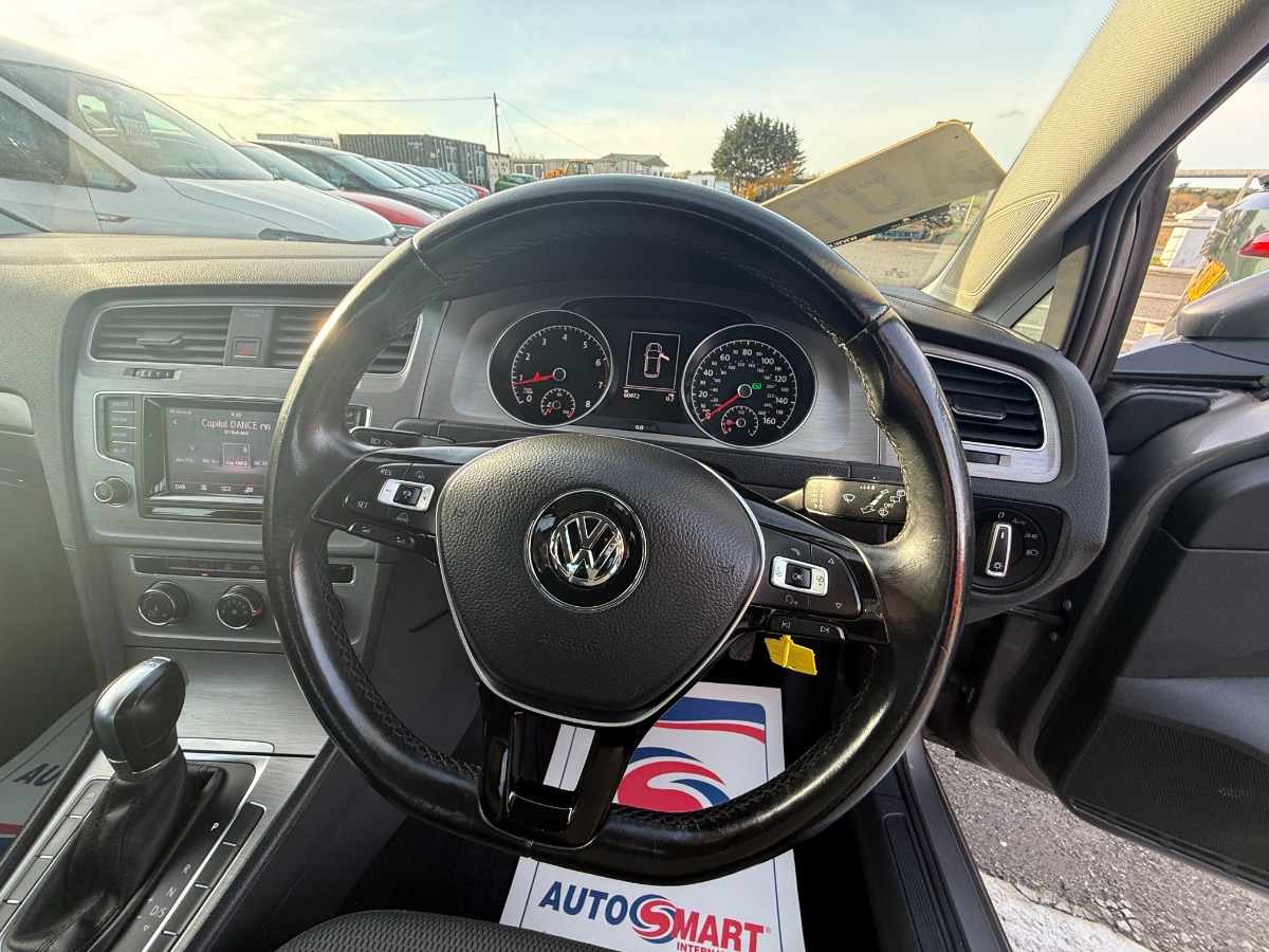 Volkswagen Golf Hatchback