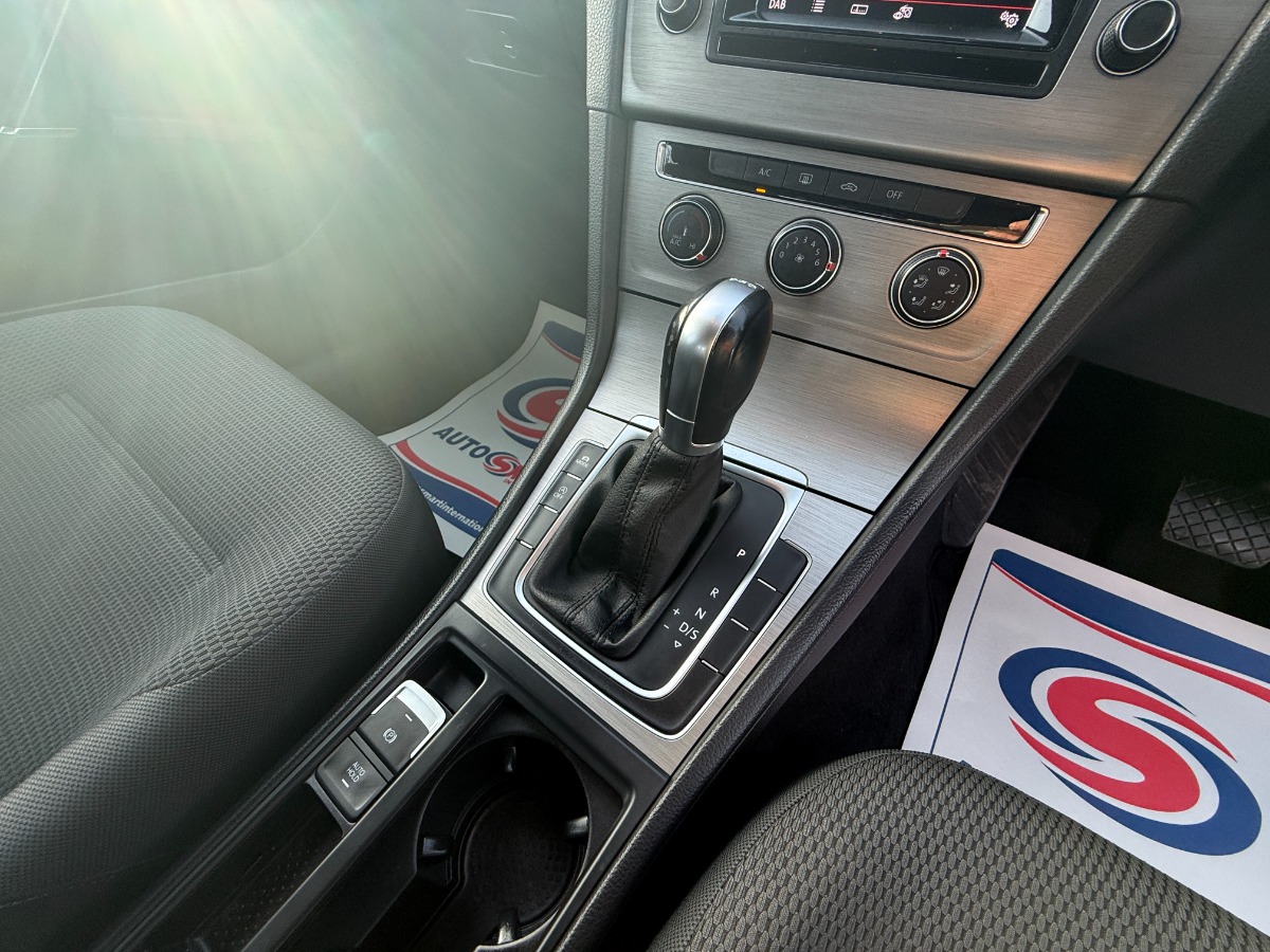 Volkswagen Golf Hatchback