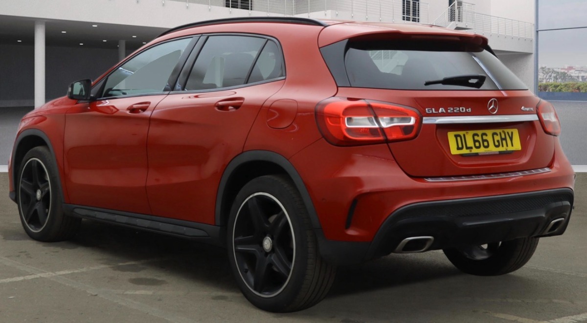 Mercedes Benz GLA SUV