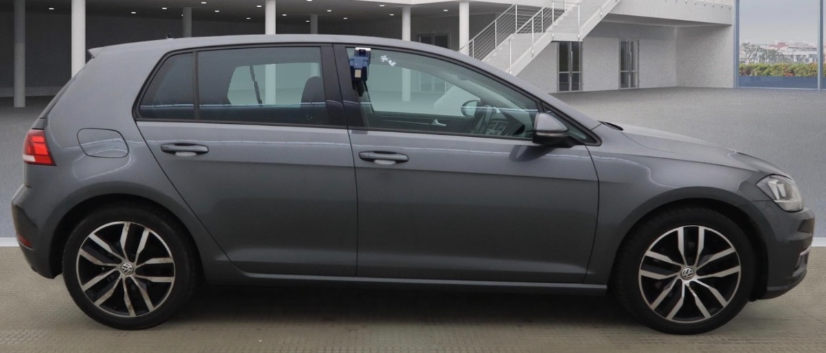 Volkswagen Golf Hatchback