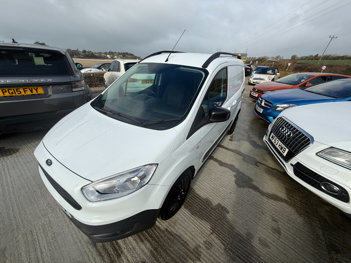 Ford Transit Courier Panel Van