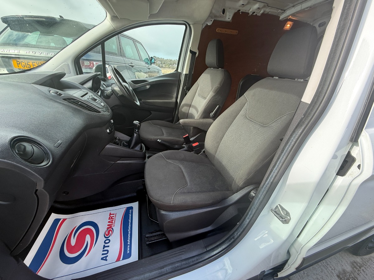 Ford Transit Courier Panel Van