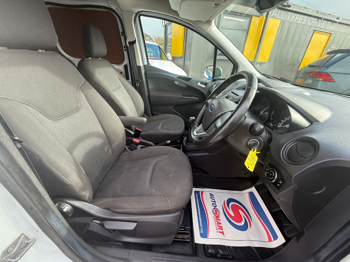 Ford Transit Courier Panel Van
