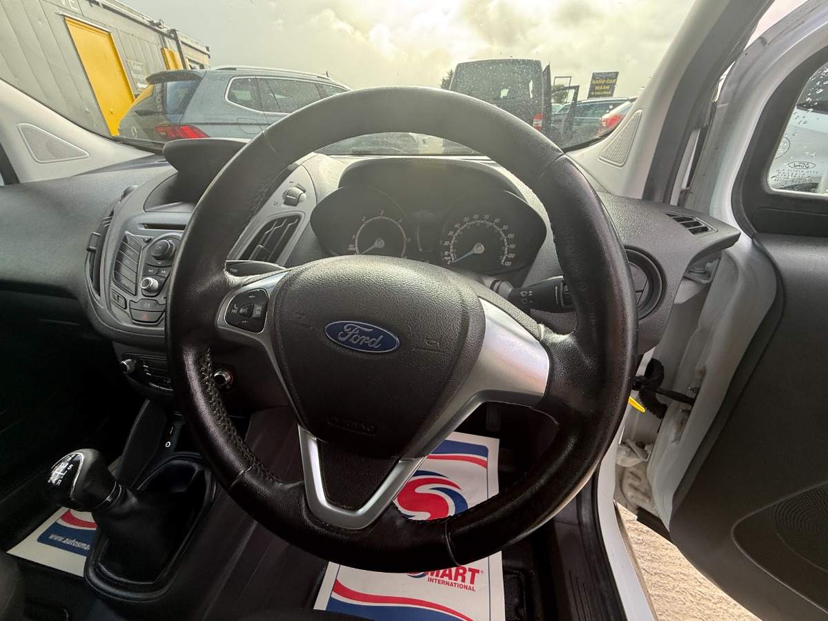 Ford Transit Courier Panel Van