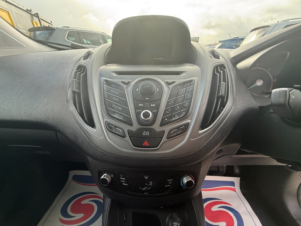 Ford Transit Courier Panel Van