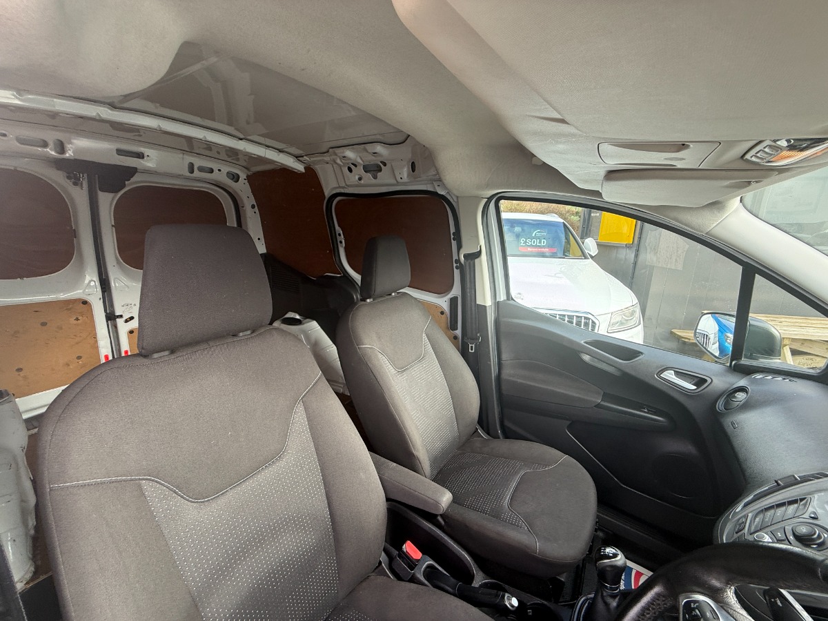 Ford Transit Courier Panel Van