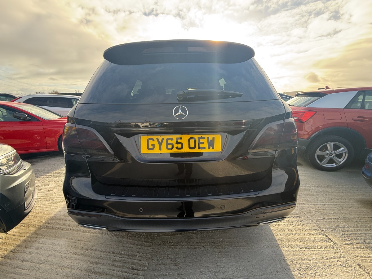 Mercedes Benz GLE SUV