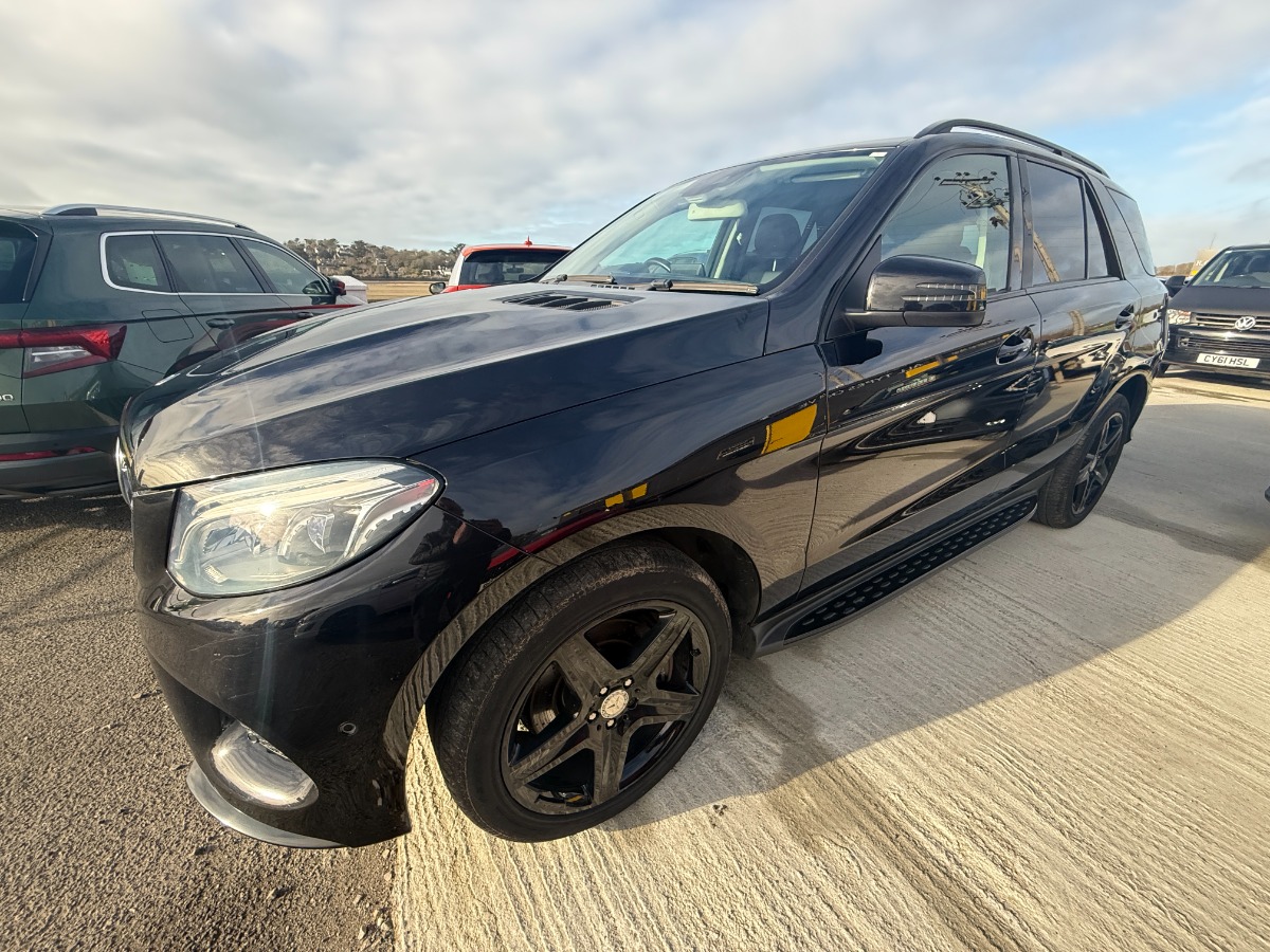 Mercedes Benz GLE SUV