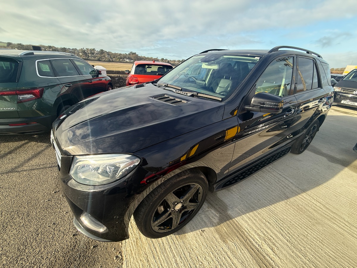 Mercedes Benz GLE SUV