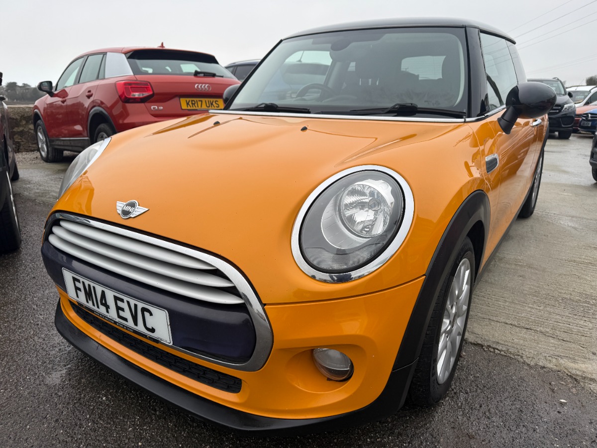 MINI Cooper Hatchback