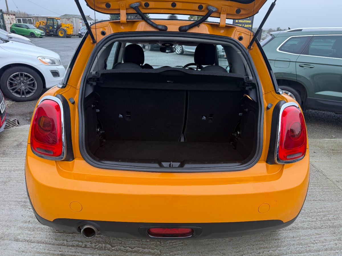 MINI Cooper Hatchback