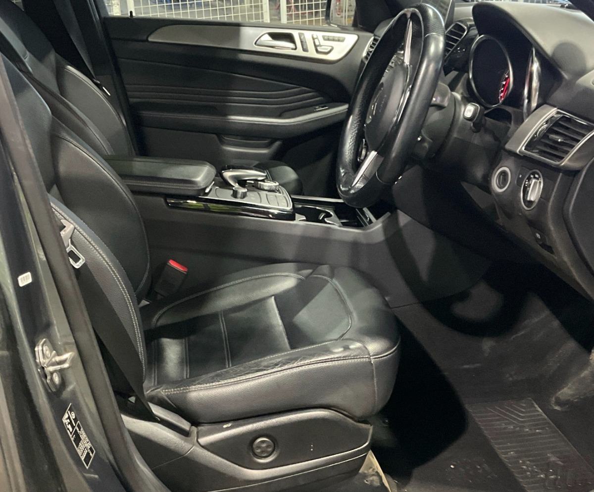 Mercedes Benz GLE SUV