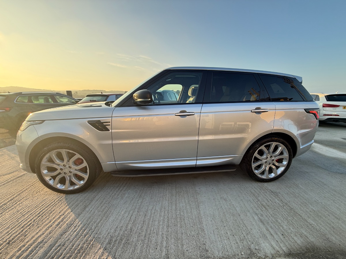 Land Rover Range Rover Sport SUV