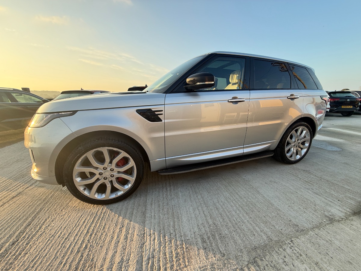 Land Rover Range Rover Sport SUV