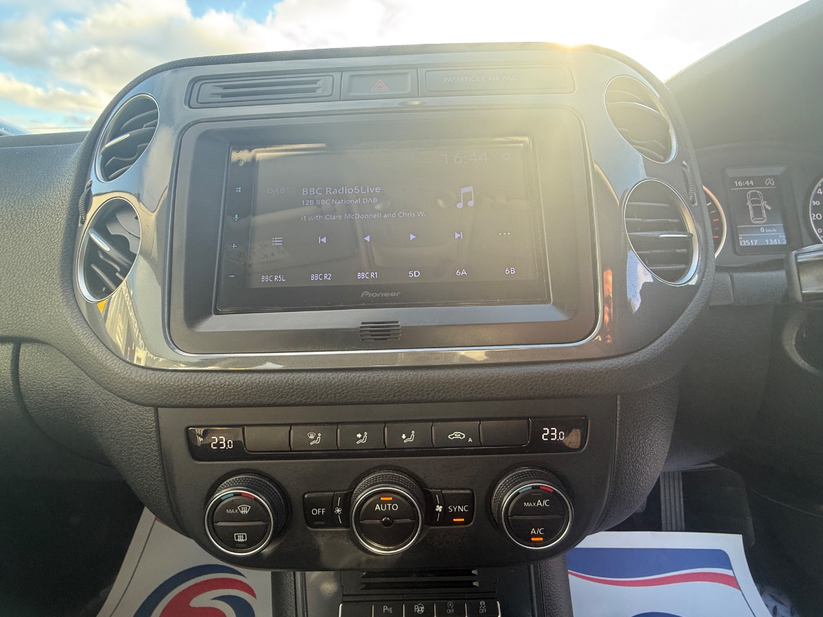 Volkswagen Tiguan SUV