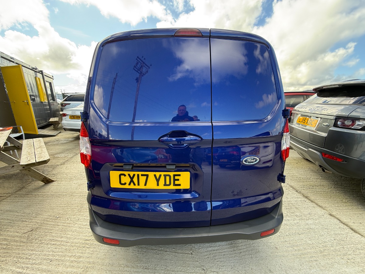 Ford Transit Courier Panel Van
