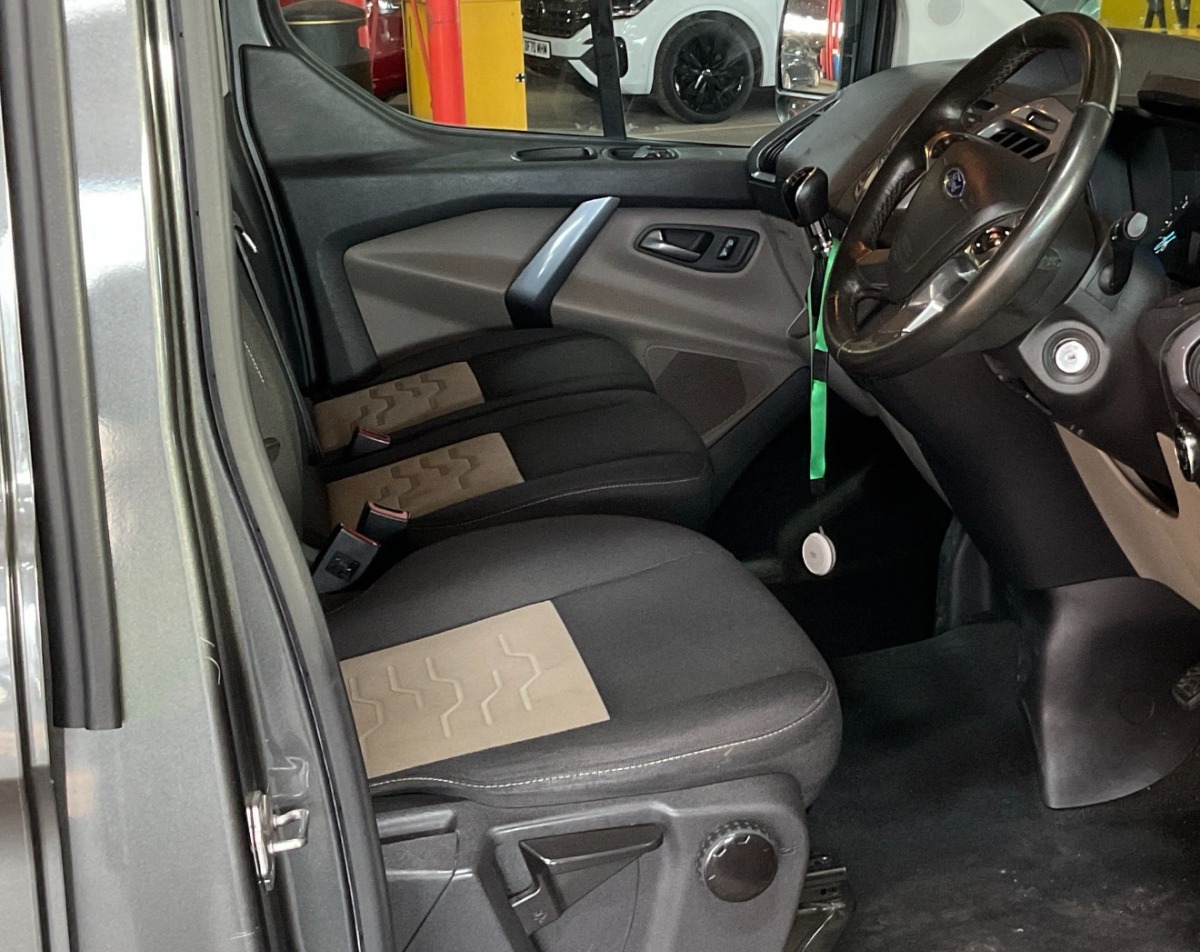 Ford Transit Custom Kombi Crewcab