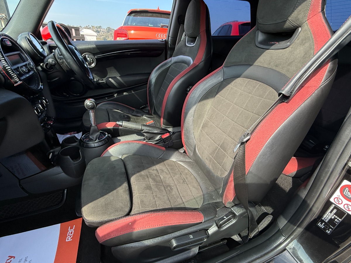 MINI Cooper Hatchback