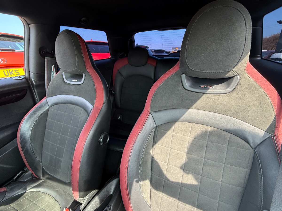 MINI Cooper Hatchback