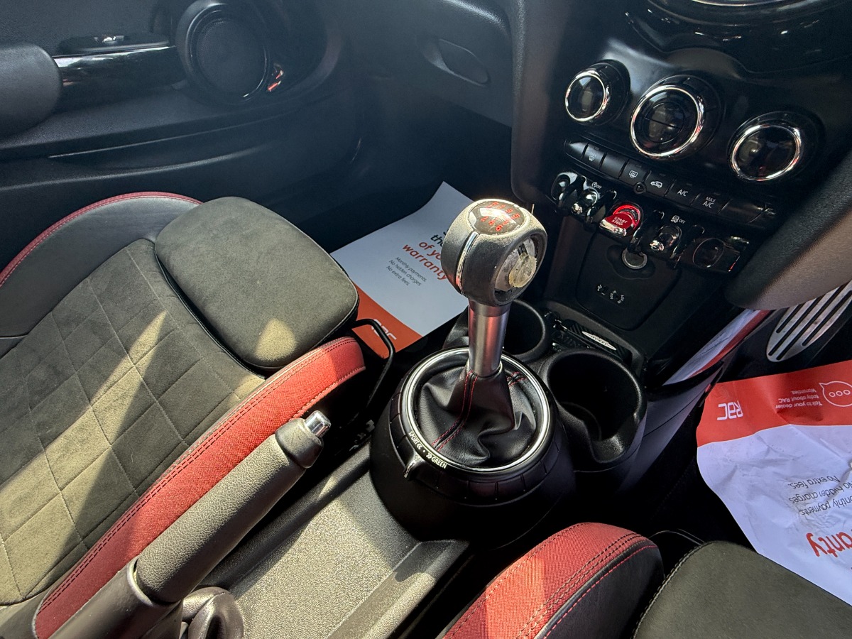 MINI Cooper Hatchback