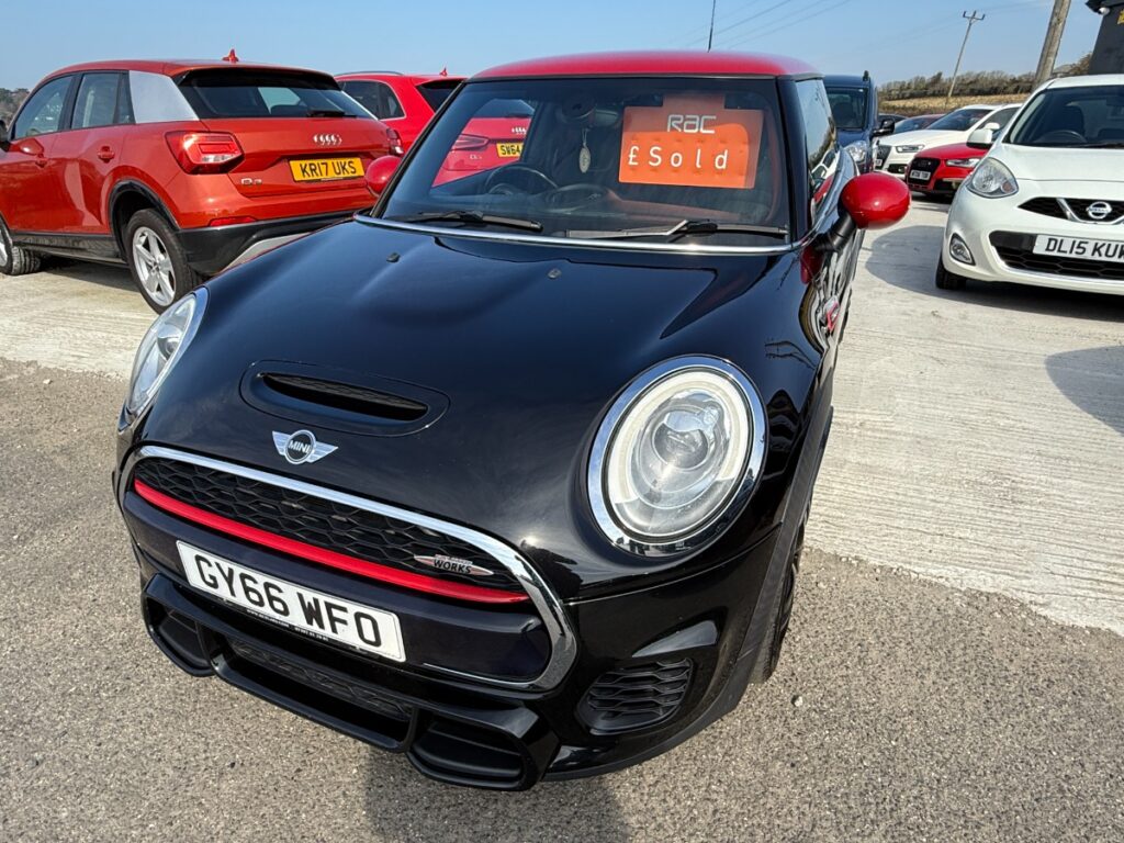 MINI Cooper Hatchback