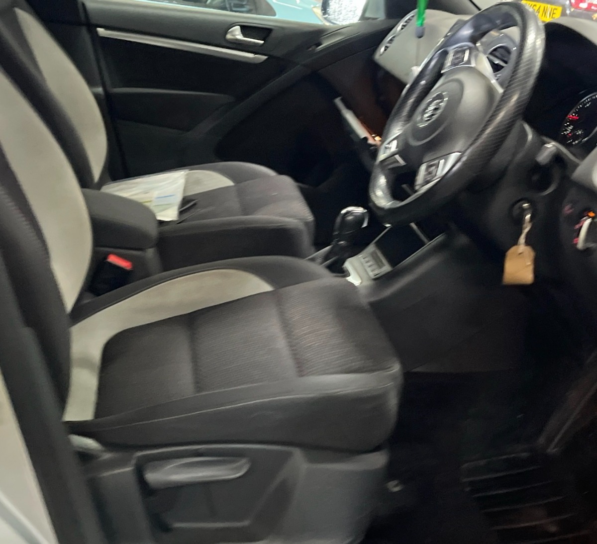 Volkswagen Tiguan SUV