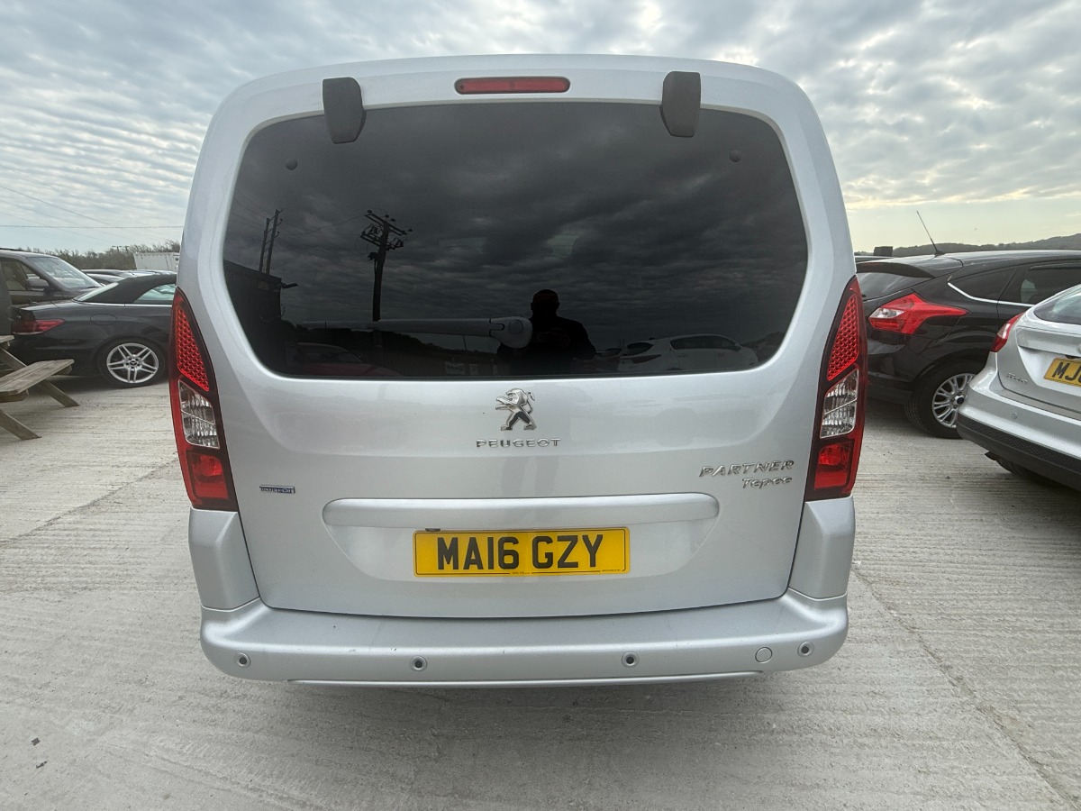 Peugeot Partner MPV