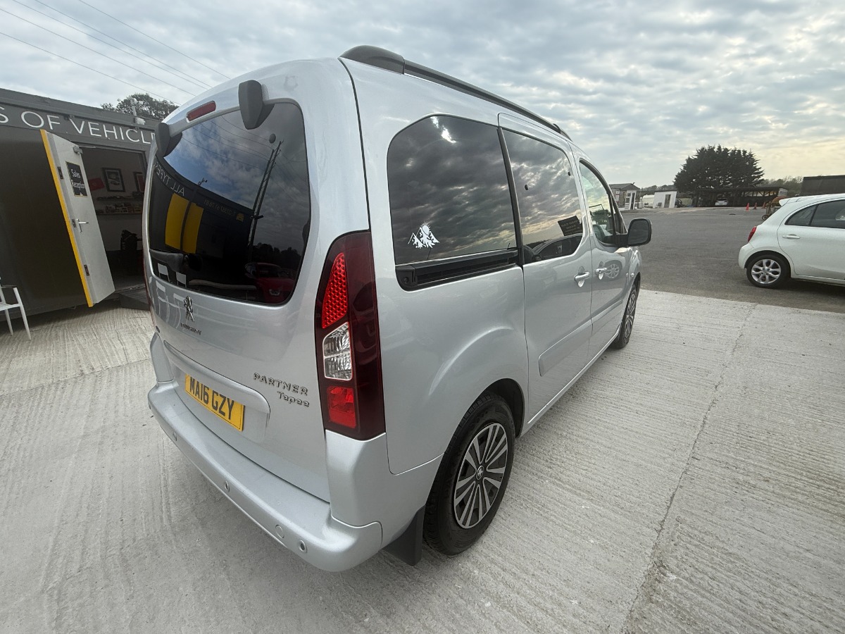 Peugeot Partner MPV