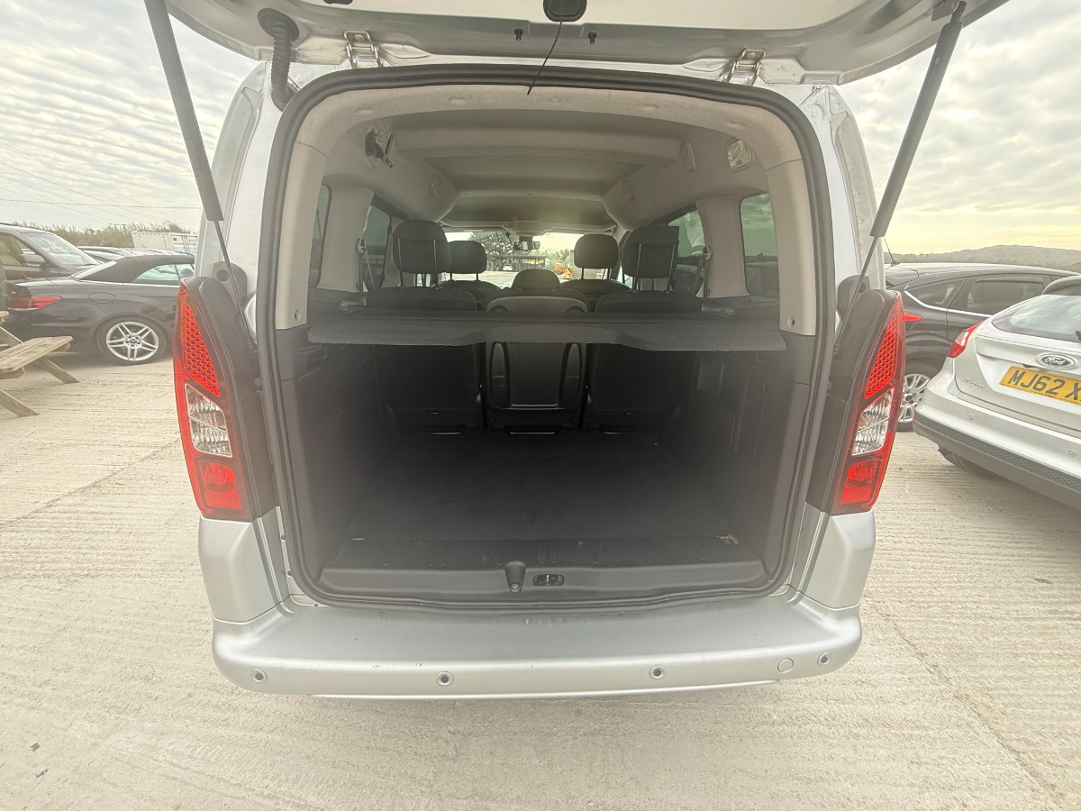 Peugeot Partner MPV
