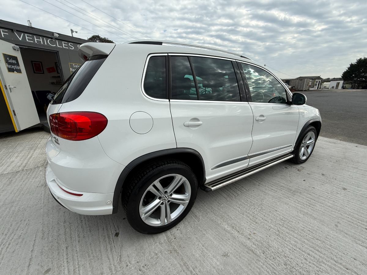 Volkswagen Tiguan SUV