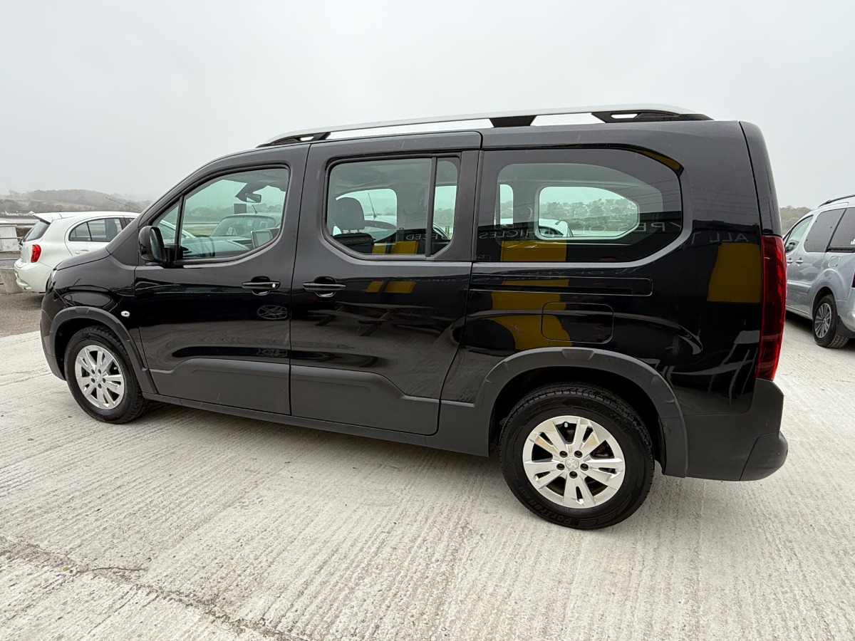 Peugeot Rifter MPV