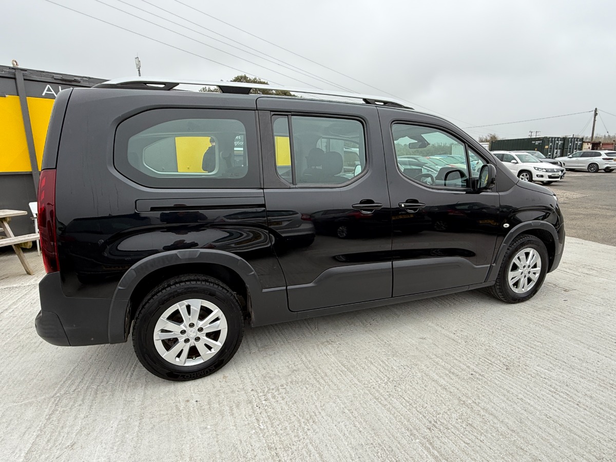 Peugeot Rifter MPV
