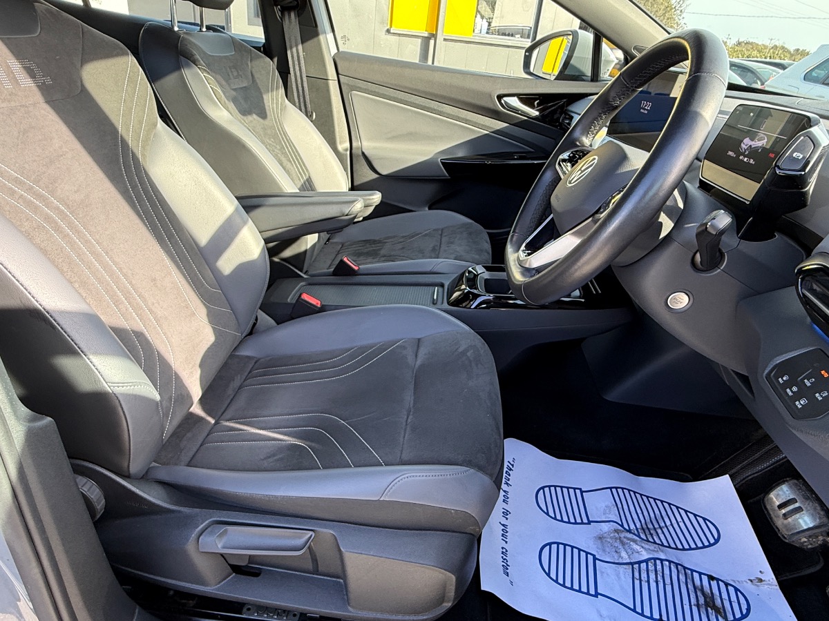 Volkswagen ID.4 Hatchback
