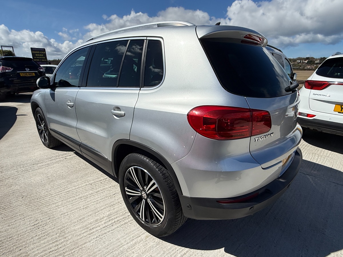 Volkswagen Tiguan SUV