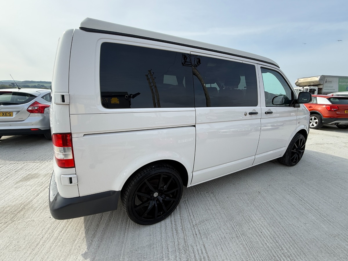 Volkswagen Transporter Camper