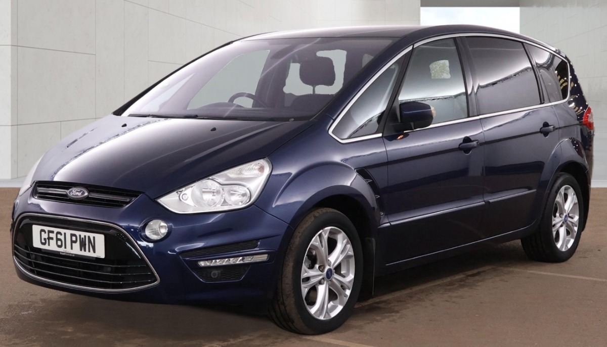 Ford S-Max MPV