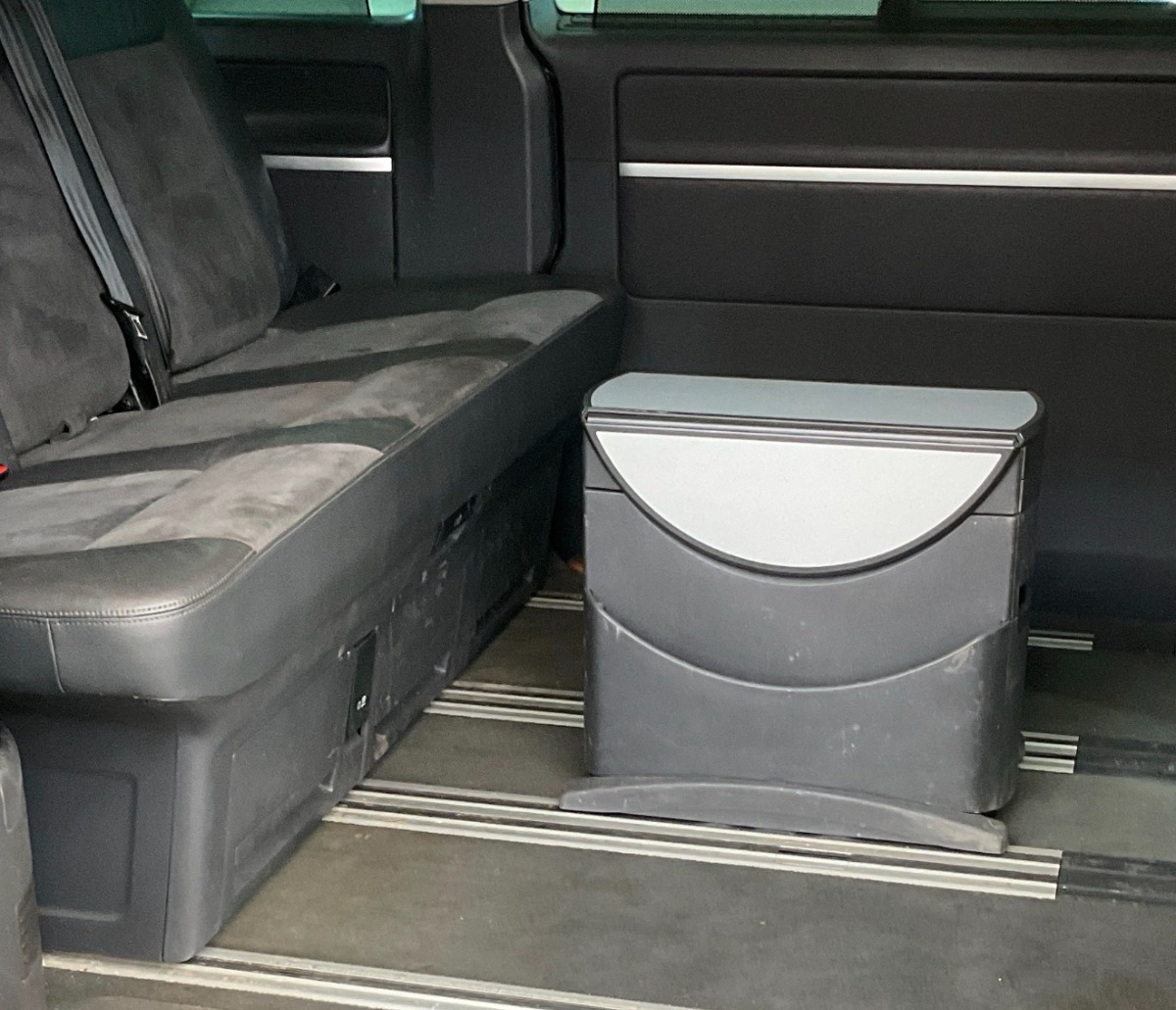 Volkswagen Caravelle MPV